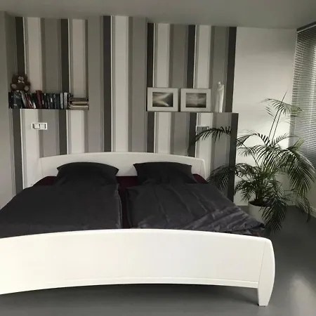 Apartment Bechtel